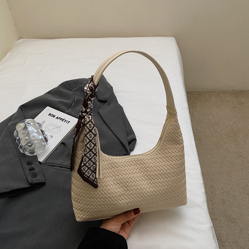 2025 Fashion Simple… - image