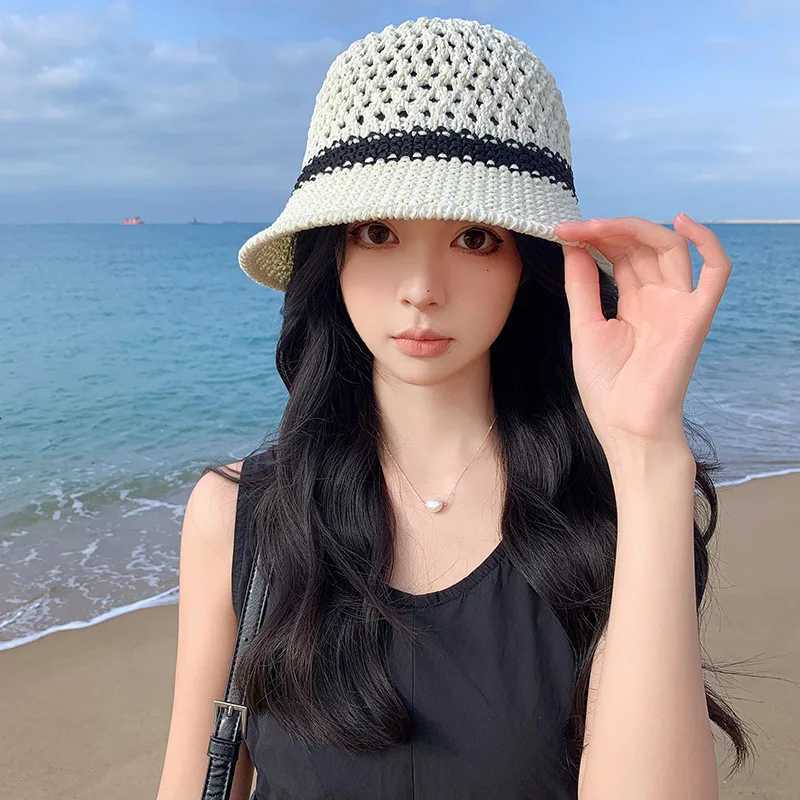 Grass woven hat versatile for wen in spring and summer hollowed out breathable sunshade basin hat fisherman hat Y250920