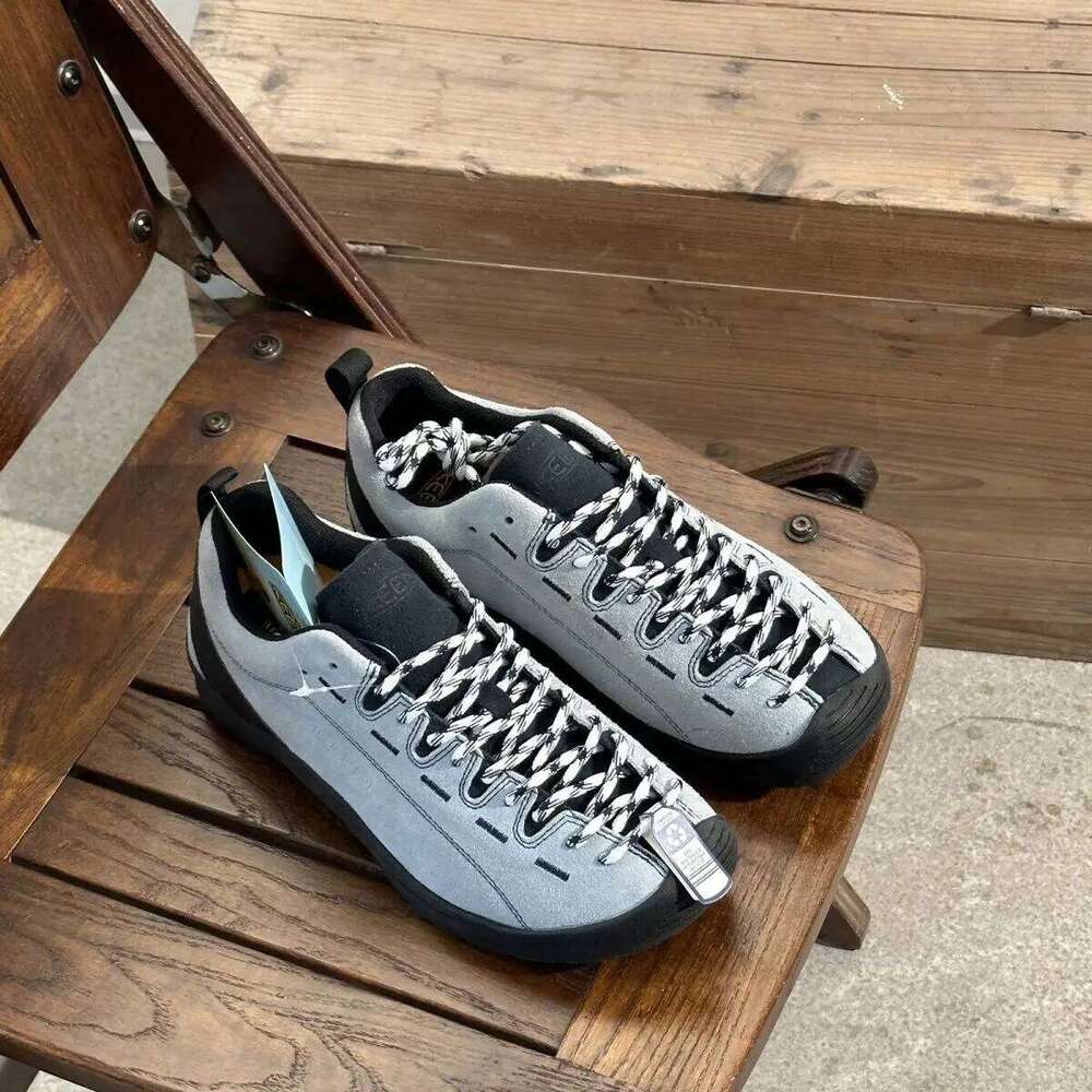 High-quality sports men's summer breathable fashion lightweight running tennis women's comfortable casual shoes