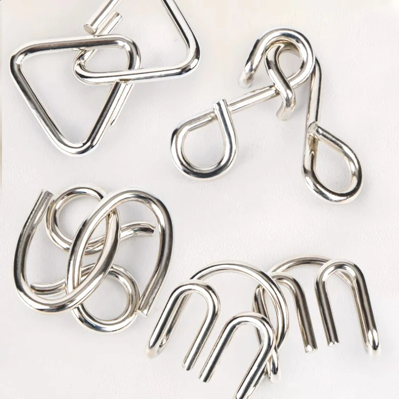 Nine link Metal Childrens Puzzle Toy Adult Ieisure Stress Reducing Intelligence Buckle 8piece Set With Detachable Buckle 250919
