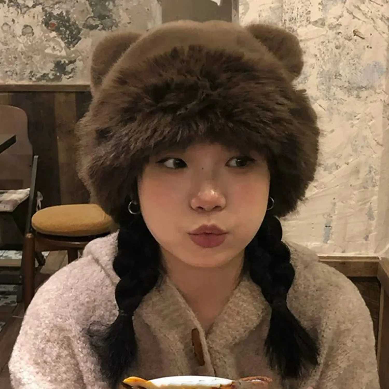 Cute Wen Solid Color P Hats Warm Autumn Winter Korean Little Bear Ears Cute Mongolian C Windproof Ear Protection Bonnets Y250920