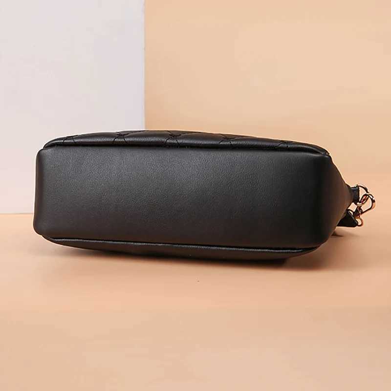 New Arrival Simple Shoulder Bags for Women Embroidery Heart Crossbody Purse Female Leather Black Handbag Small Messenger Bag L250920