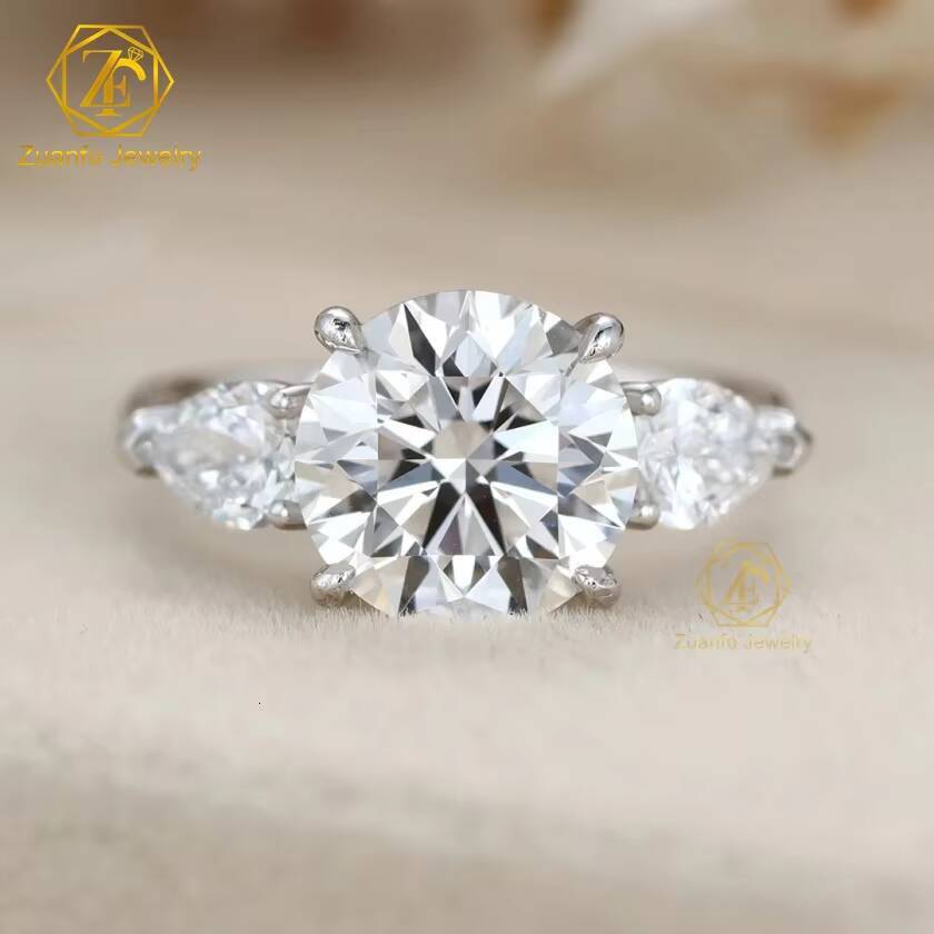 Wholesale IGI Certified HPHT CVD D VS1 1CT 18K Solid Gold Stone Oval Cut with Pear Diamond Trilogy Engagement Ring
