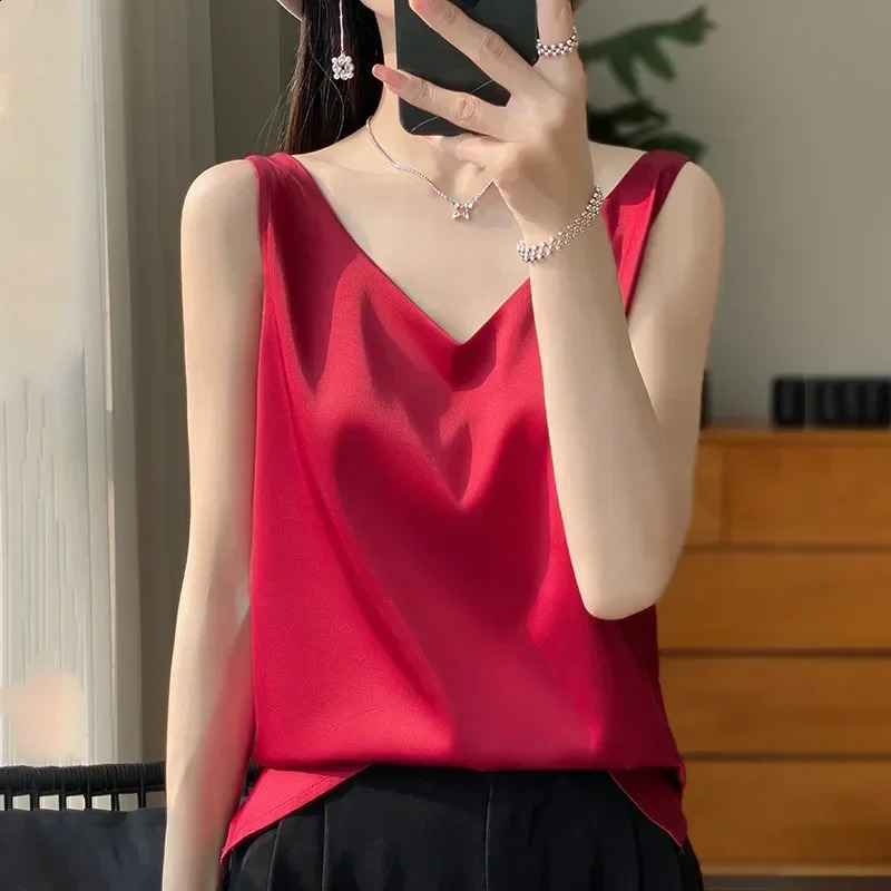 Ice Silk Camisole Womens Vneck Tops White Satin Camis Mulberry Summer Ladies Crop Top Women Solid Blouse Vest 250920