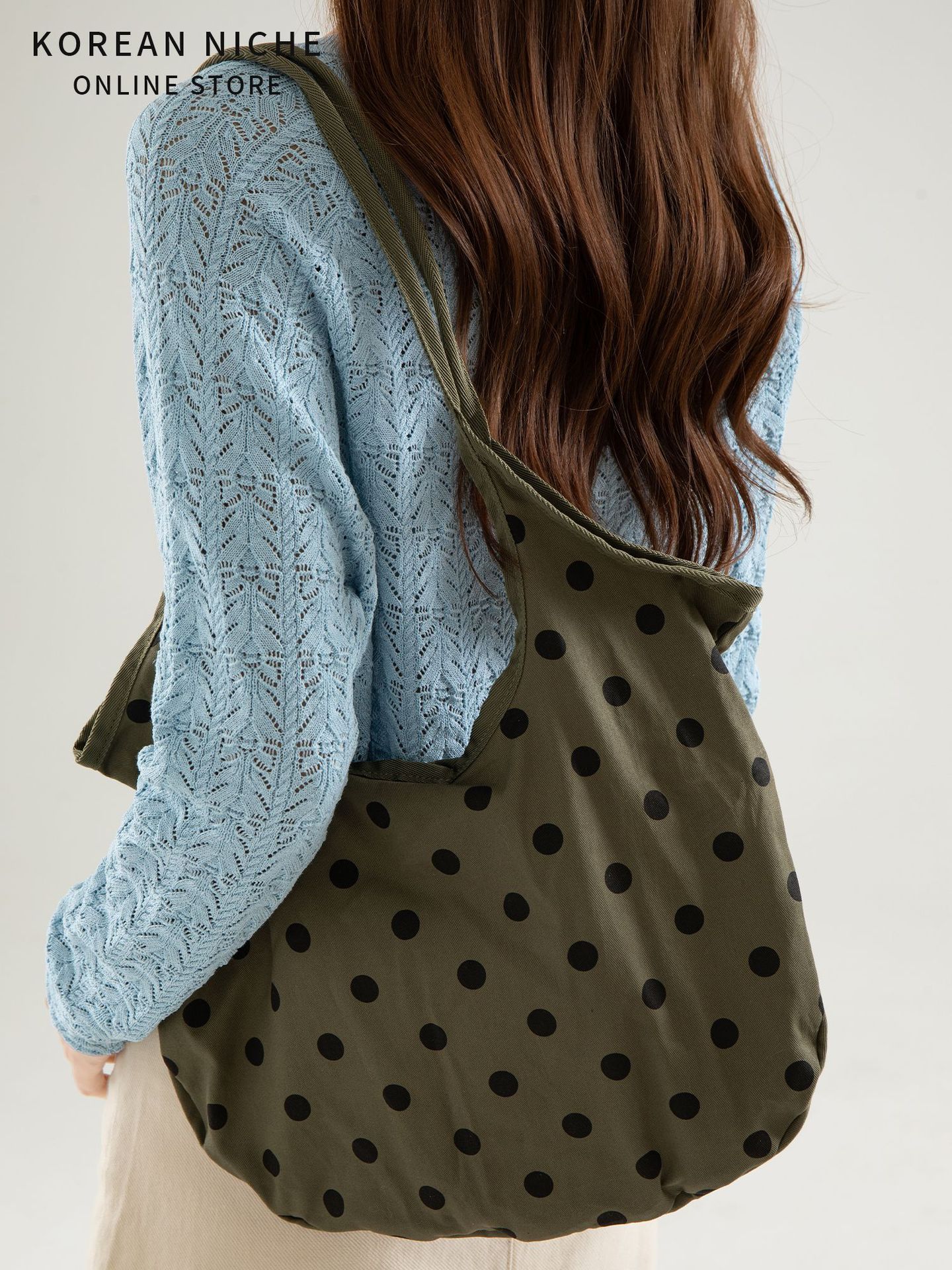 2025 Korean-Style Niche Large-Capacity Tote With Polka Dot Design Simple Versatile Literary Handbag And Shoulder Bag For Women High-End Sense