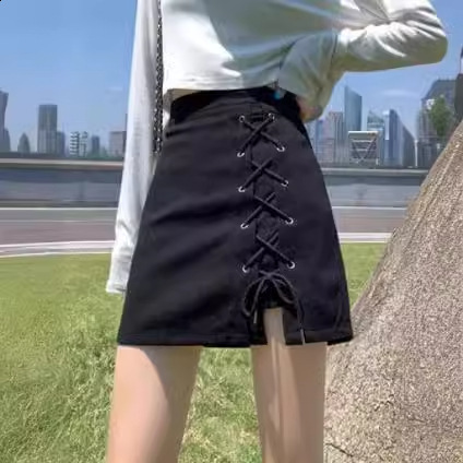 Short Skirt for Women Summer High Waist ALine Slimming Half Skirt 2024 Spring New Fashion Black Bodycon Student Mini Skirt 210619