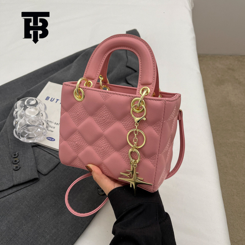 TB BHULAMTE Free Shipping New Designer Women's Bag 2025 Niche Designer Bag Fashion High-quality Multifunctional Social Crossbody Bag Fashion Hand