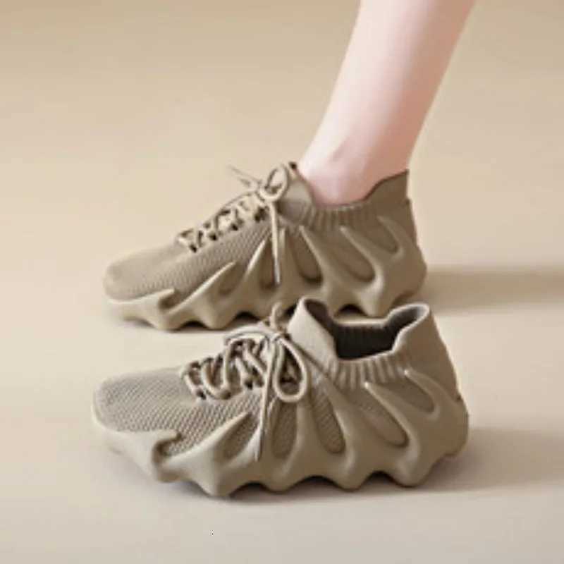 2025 Womens And Mens Breathable Running oes Summer 2025 New Sle Casual Spor Net oes EightArmed Octopus Leisure Sneakers W250920