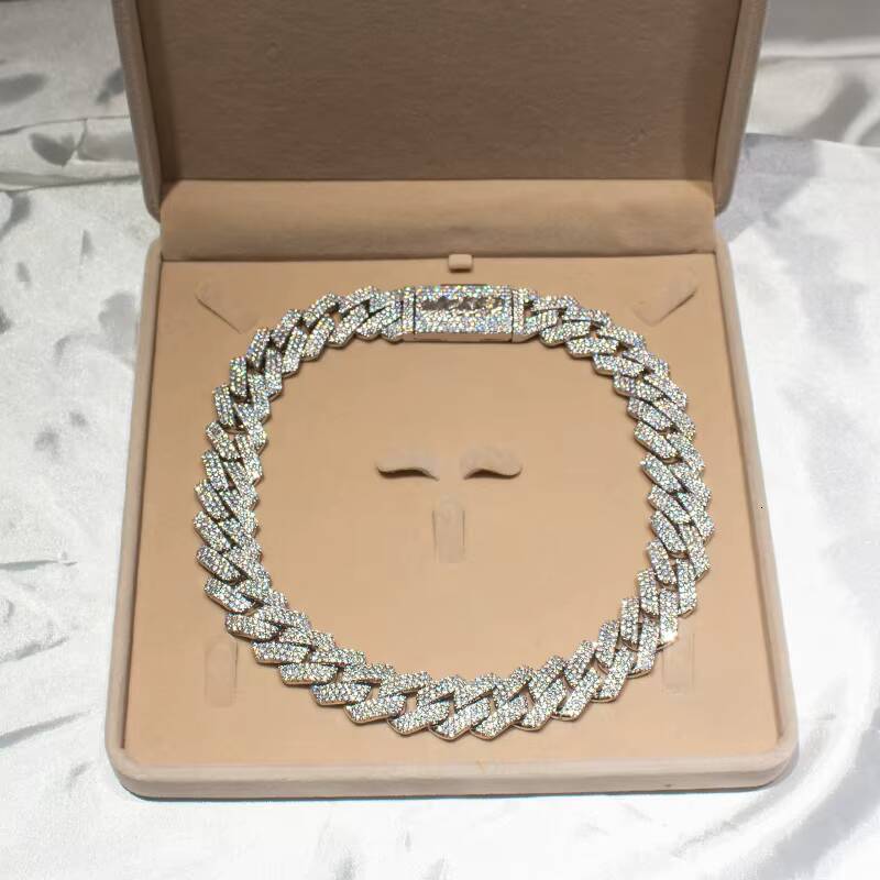 18mm Necklace Coutom Hip Hop Jewelry Iced Out Baguette Cut VVS S925 Silver Sterling Moissanite Diamond Cuban Chain