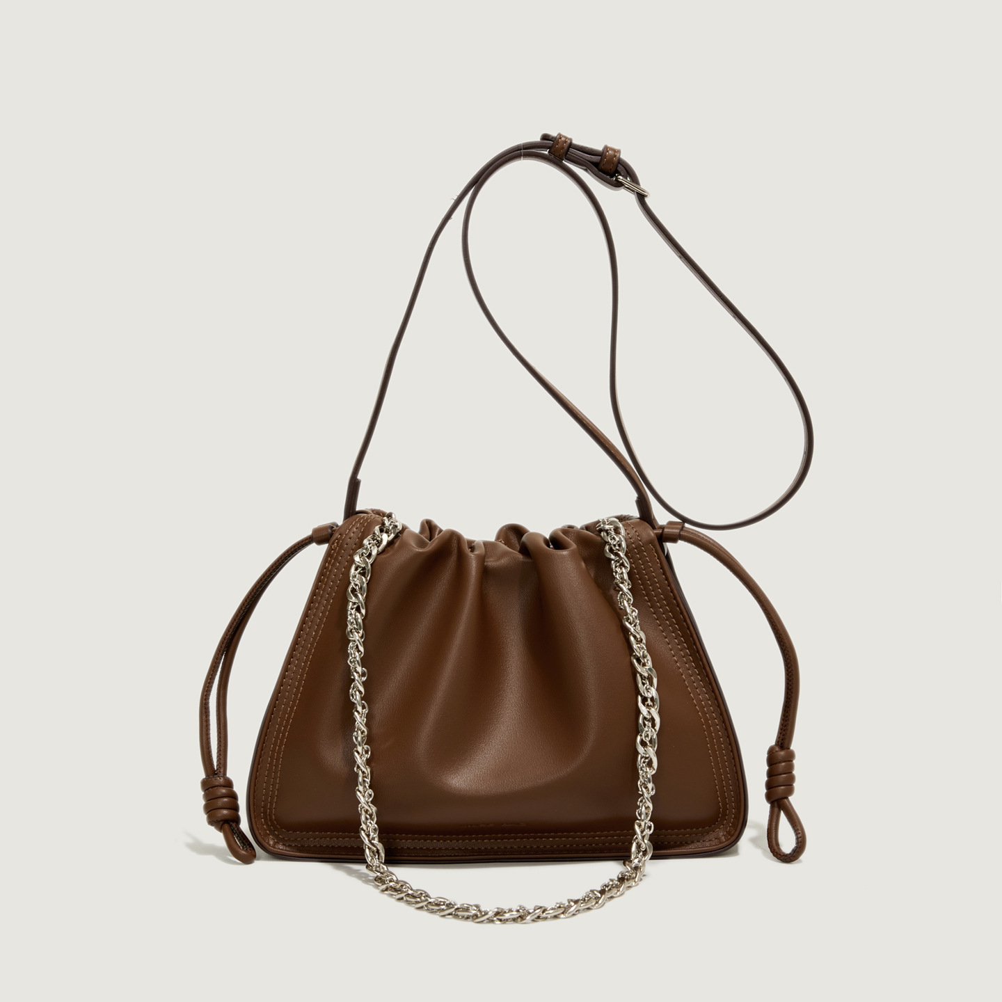 2025 New Chain Shoulder Bag Luxury Bag Designer Bag Fashion Versatile Bag for Women High-end Cloud Pleated Bag Single Shoulder Crossbody Bag