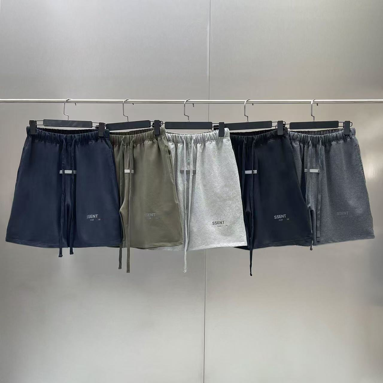 2025 new Men Shorts 5A Designer Shorts Cotton Relaxed Loose Letter Knee Length shorts Man Summer Clothing Fashion Casual shorts 18
