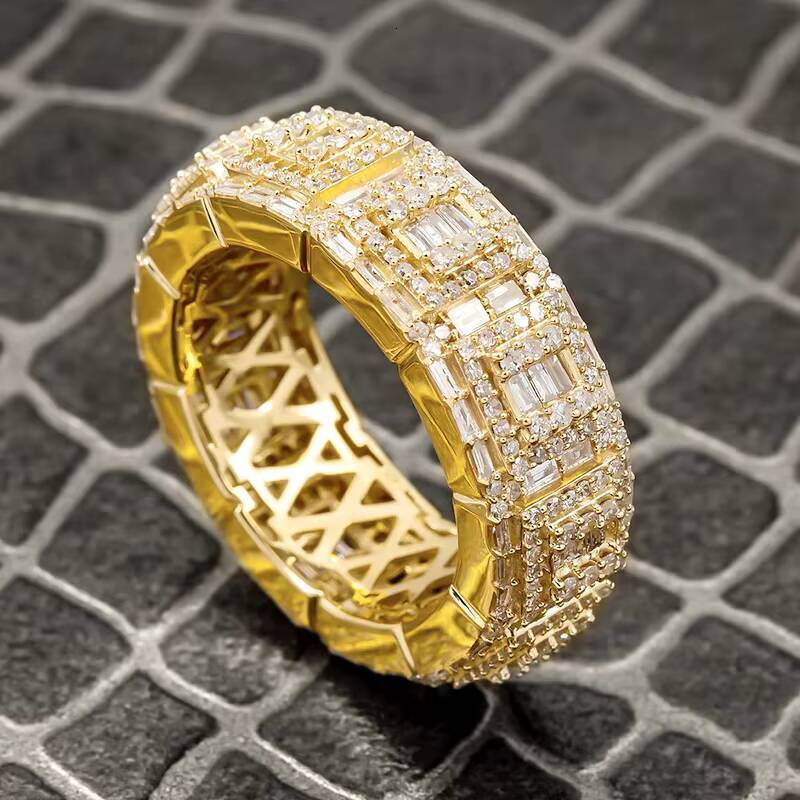 Custom 10k 14k 18k Gold Mens Stone Finger Moissanite Hip Hop Moissanite Mens Rings