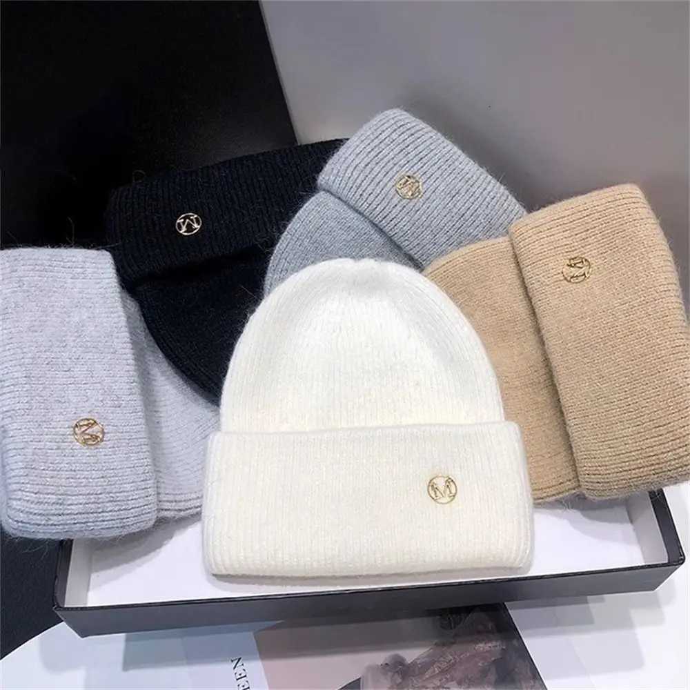 Wen Men Autumn Winter Warm Knitted Hat Cute Ear Protection Casual Outdoor Riding Windproof Coldproof Bonnet Cs Y250920