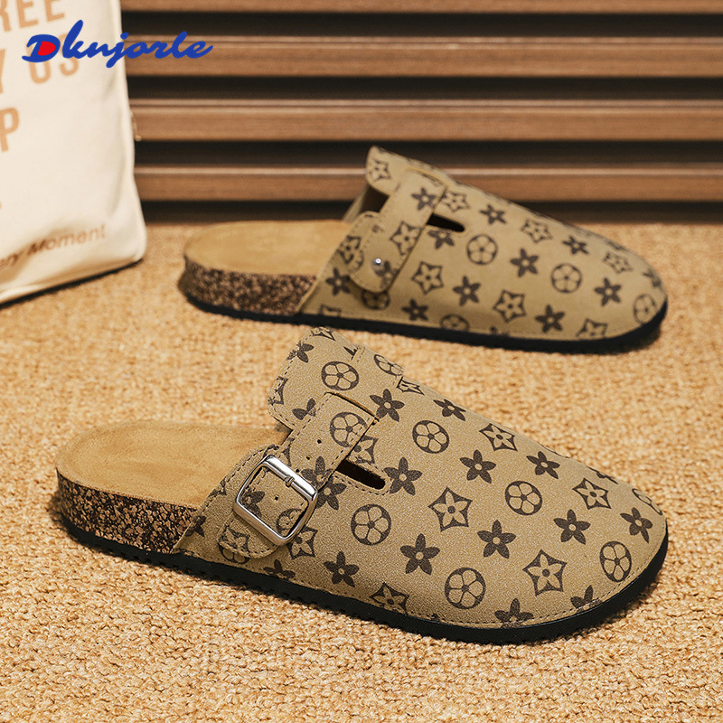 Hot new free shipping designer slippers for womens flat slippers grey khaki brown green New fashionable and versatile anti slip wear resistant slipper