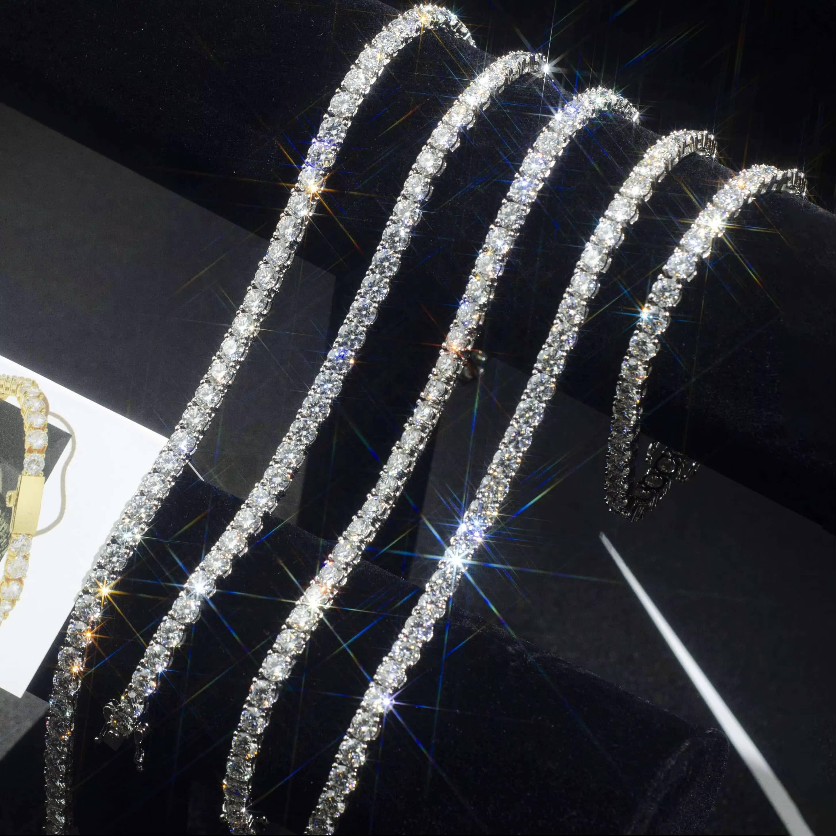 Customized Trend HighEnd 925 Sterling Silver VVSGrade Moissanite Cuban Necklace Sparkling Star Design