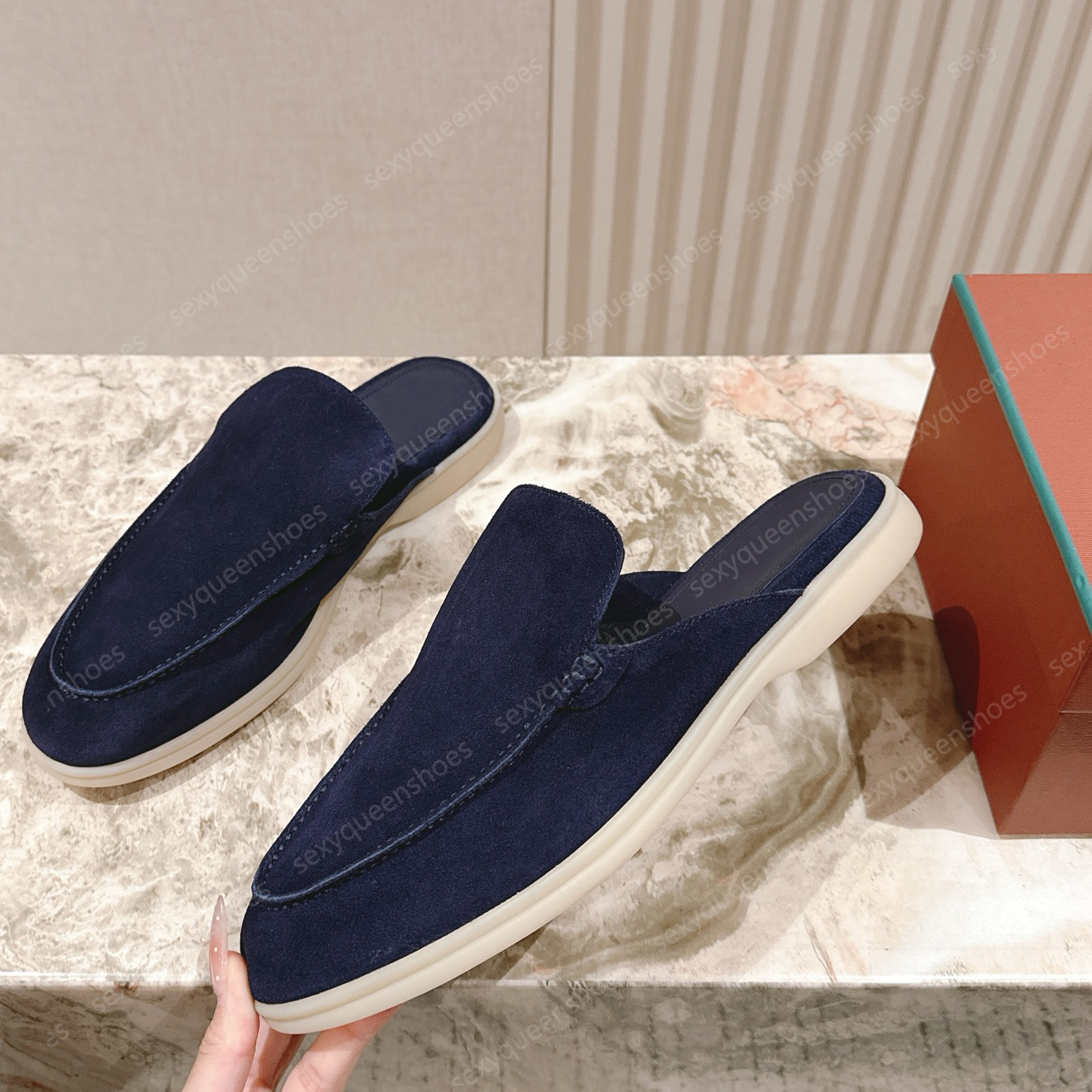 Elegant womens loafers men wrapped toe flat heel slippers casual suede leather luxury designer shoes autumn new style walking slide shoes