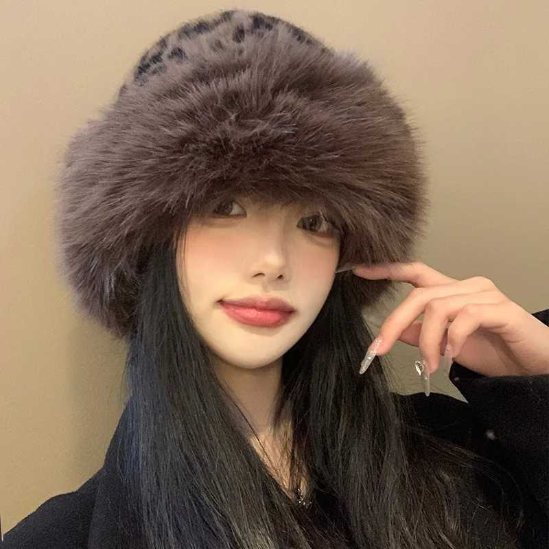 Warm p hat for wen autumn mti season vintage thick anti race small face ear protection fisherman hat Y250920