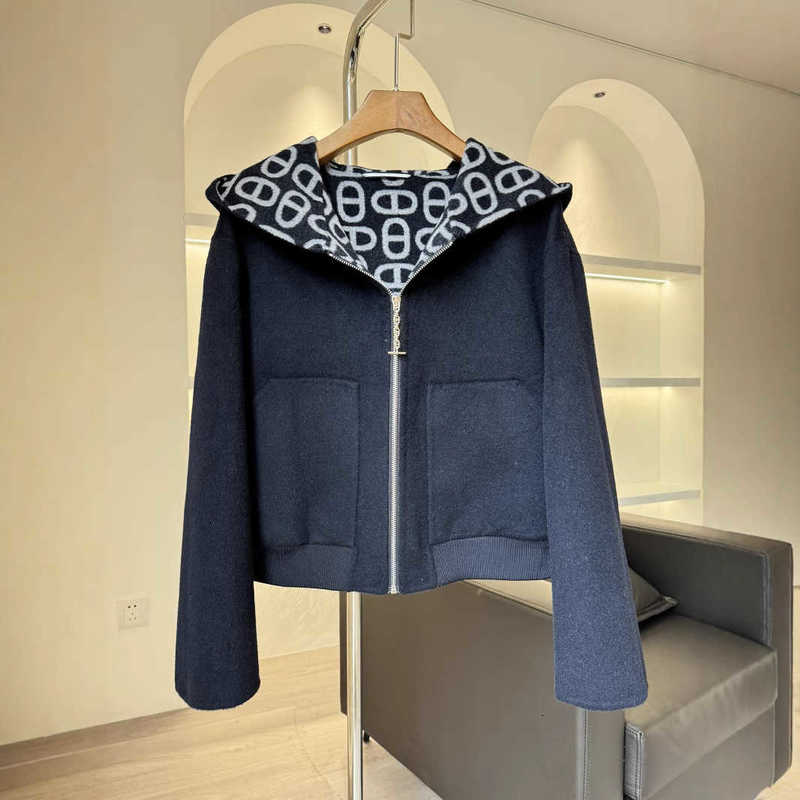 Women's Jackets designer Autumn Winter New H Pig Nose Cashmere Coat Cashmere Hooded Jacket 1AIW