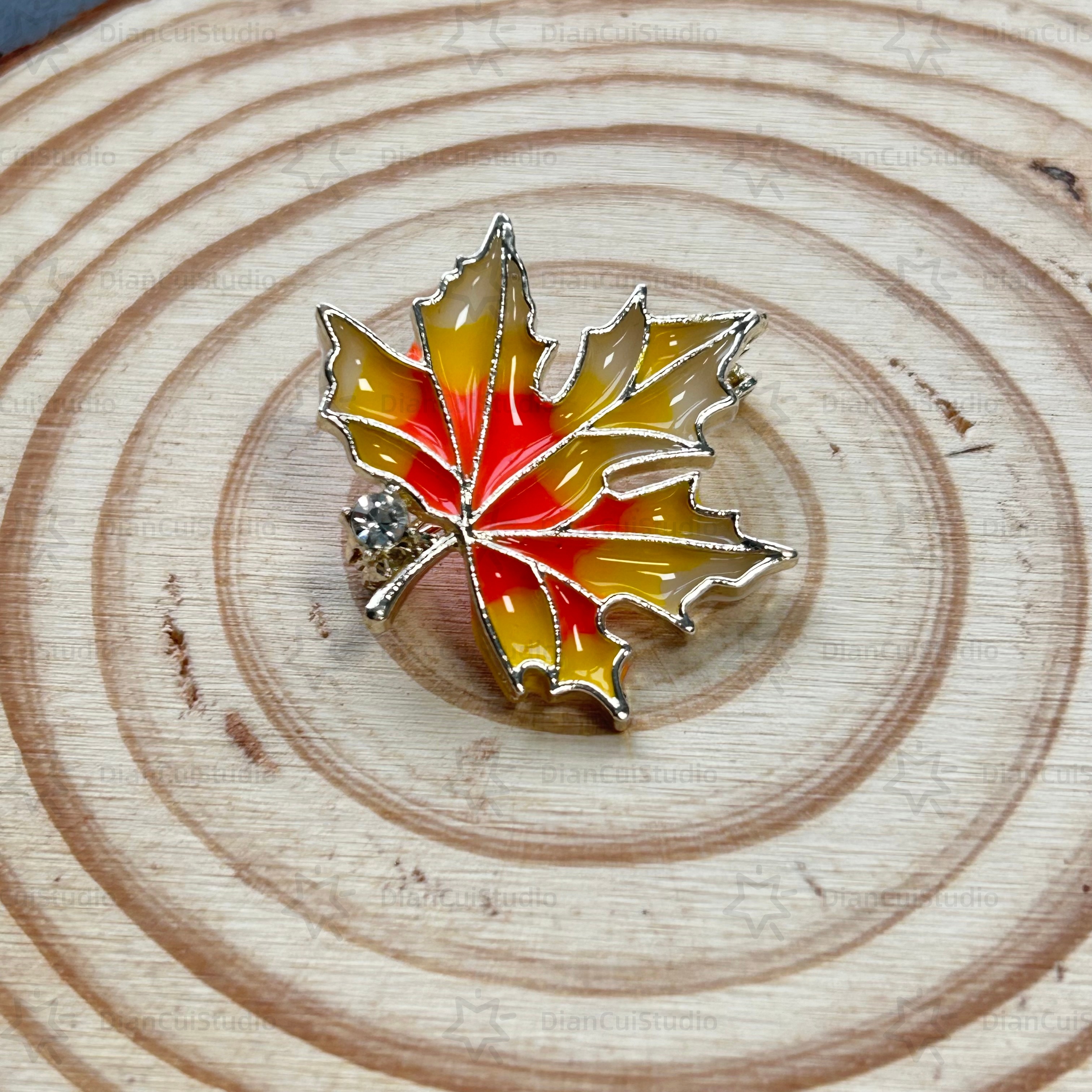 Broches de chaîne de chaîne de glands de perle en cristal haut de gamme pour femmes camélia quitte la broche corsage des bijoux de luxe laisse la