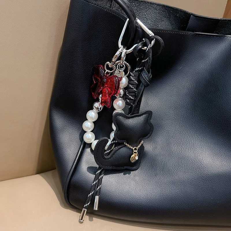 Bag Charms Purse Charms kit Keychains for WomenCute Leather Cat Pearl bowknot Keychain Bag Charm for Handbag Accessories Tready Z250920