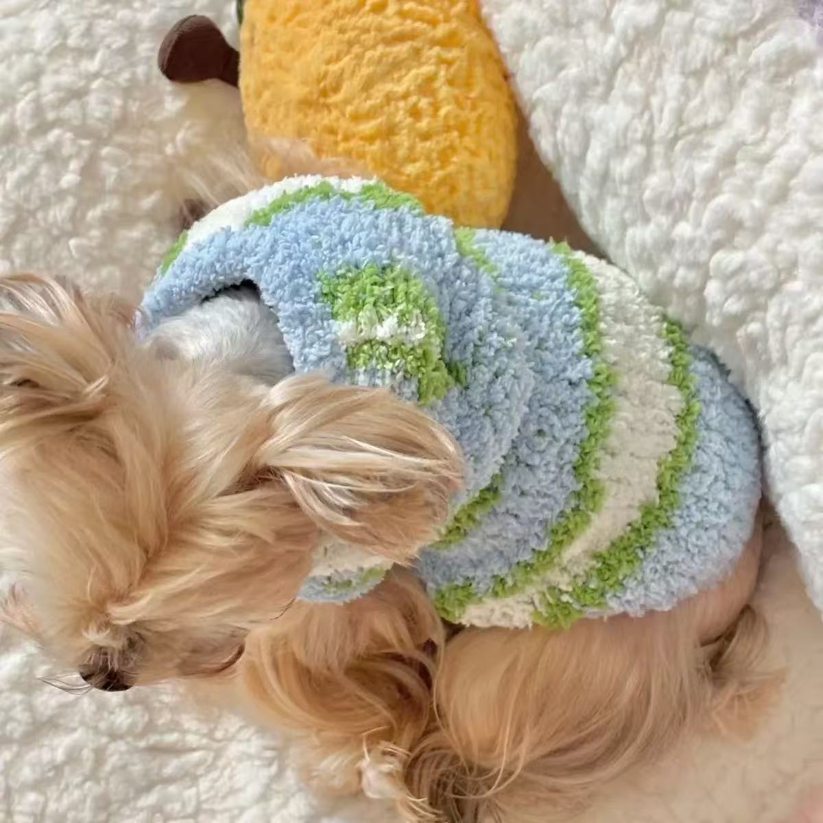 T1334 Cat Dog Sweater Vest Winter New Teddy Yorkshire Terrier Small Dog Pet Clothing Warm