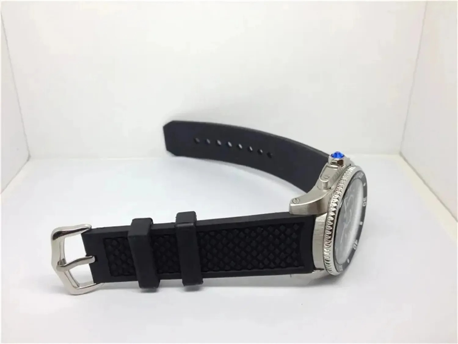 U1 Top AAA Designer Watch Fashion Blue Stone Button Series Black Calendar Dial Mens Watches Automatic Mechanical Buckle Male Sapphire Wristwatches Mon