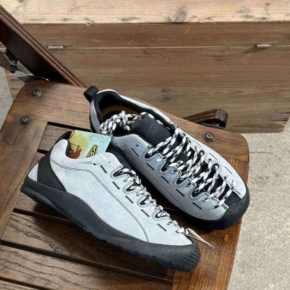 High-quality sports men's summer breathable fashion lightweight running tennis women's comfortable casual shoes