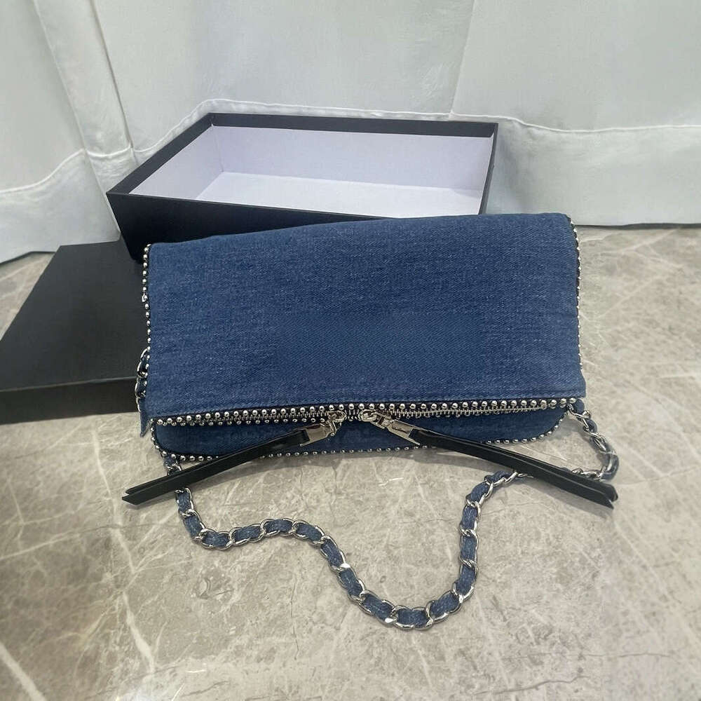 Black Hot Drilled Women's PU Metal Chain Bag B3