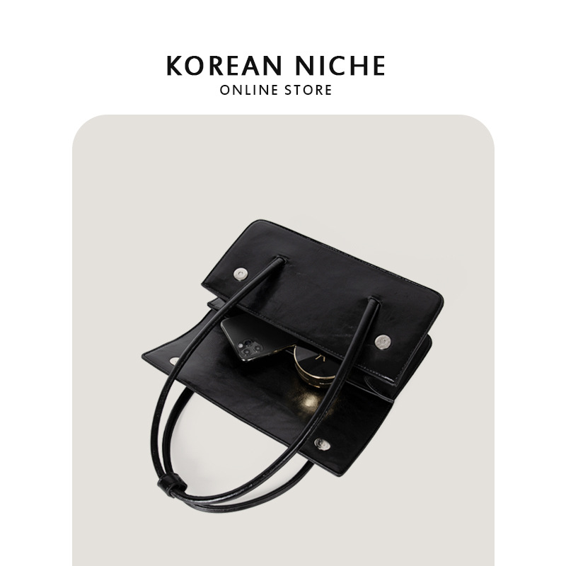 2025 New Style Korean Version Women's With Niche Design Oil-Waxed Leather Single-Shoulder Underarm High-Grade Texture Fashionable Handbag Tote Ba