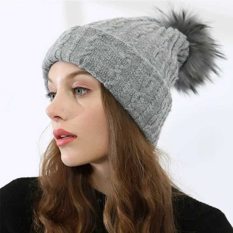 Winter Twisted Knitted Hat Warm Fur Puff Thick Fur Ball Hat Eaves Solid Color Wens Mti functional Ski Hat beanies hats Y250920
