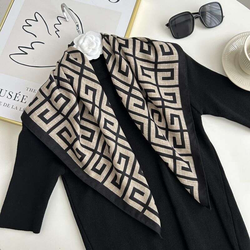 1 Designer Warm Scarves Scarf Autumn New Print Black Fashion High-End Cotton Linen Texture Women's Decorative Velvet