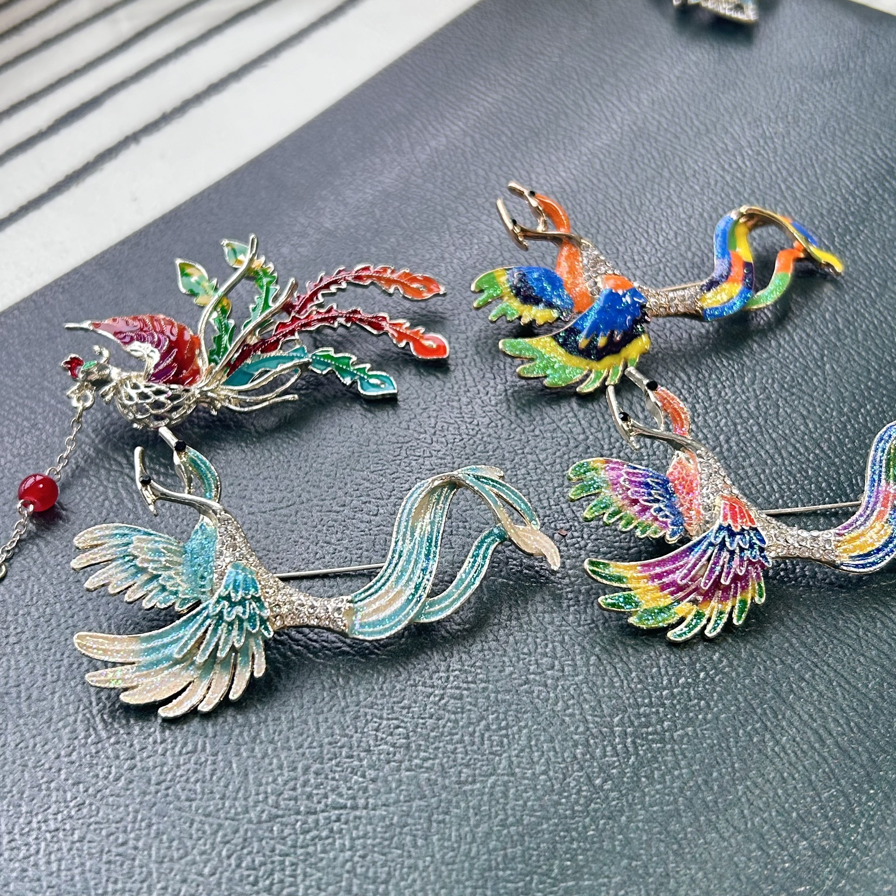 Trendy Rhinestone Exquisite The Golden And Green Phoenixes Fly Together Chinese Style Brooches For Women Luxury Designer Jewelry Niche High-end Brooch