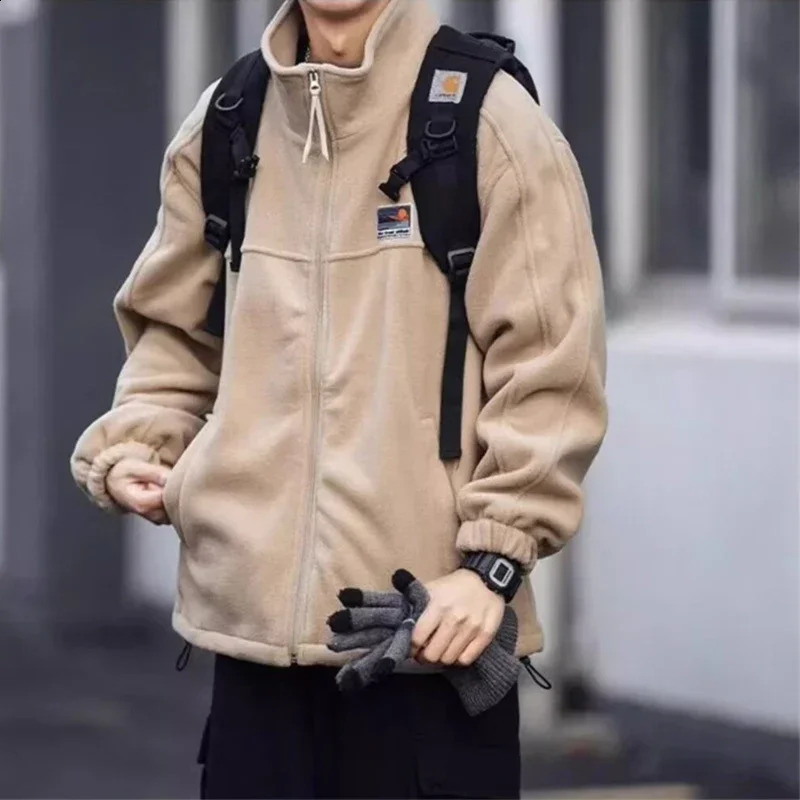 Autumn Mens Vintage Polar Fleece Jackets Appliques Zipper Loose Fit Outwear Lambswool Coat Winter Stand Collar Bomber jacket 250906
