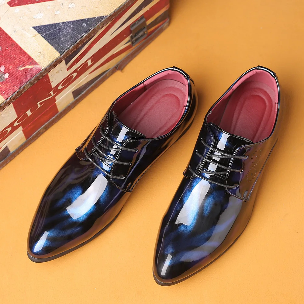 Men Fashion Red Sole Dance Club Derby Shoes For Man Business Dress LaceUp Printed Patent Leather Mens Wedding Party Shoe 250919
