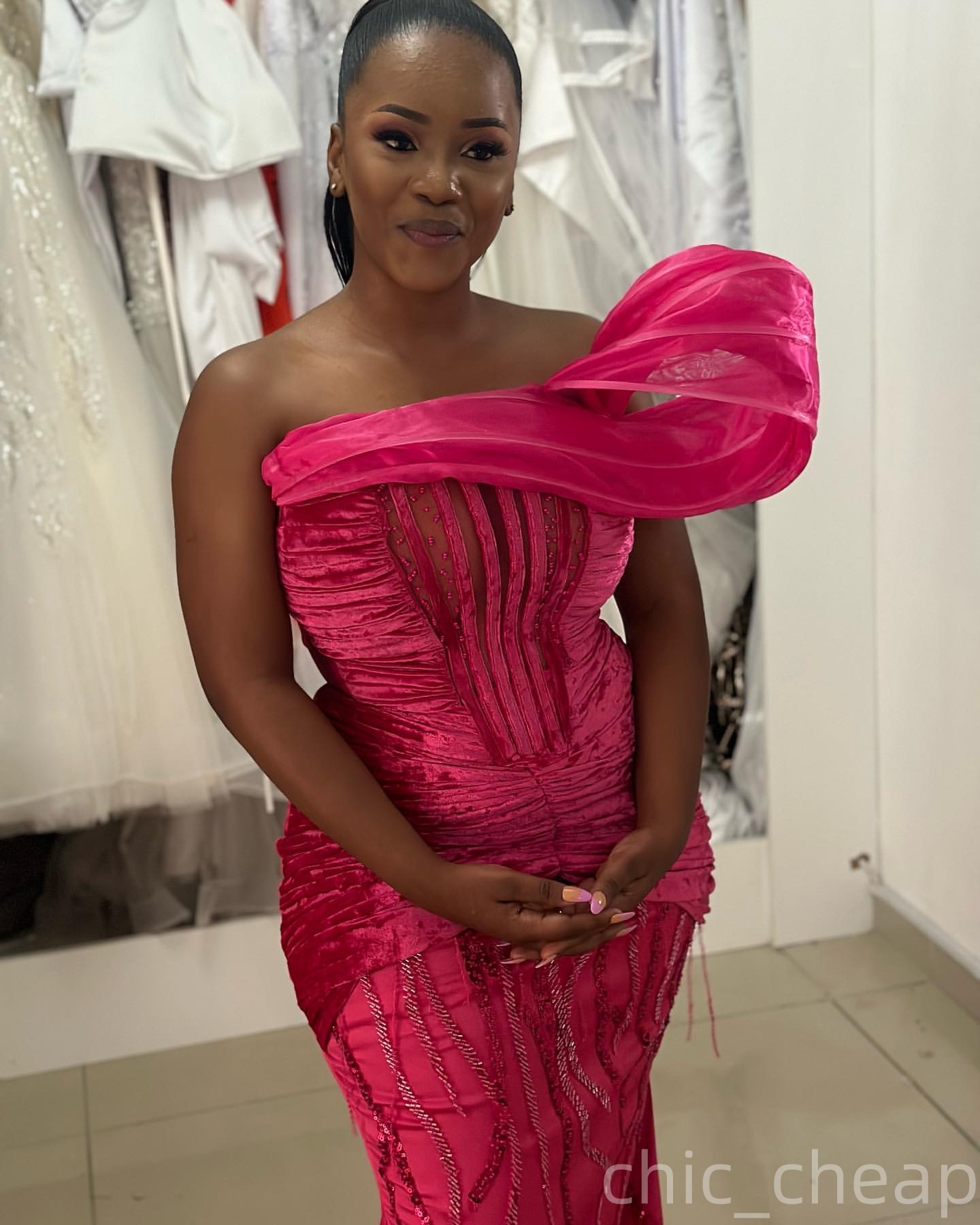 Mermaid Fuchsia Prom Dresses 2025 Beaded Velvet Satin Stylish Evening Formal Party Second Birthday Engagement Gowns Plus Size Dress For Special Occasi