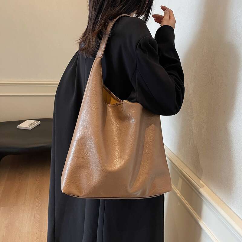 Women's Single Room Bag - Large Bucket Handbag with Adjustable Strap