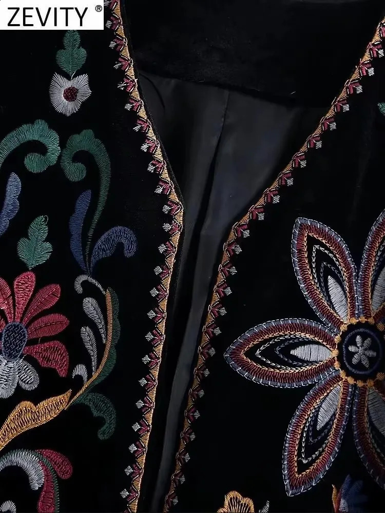 Zevity Women Vintage Flower y National Style Short Coat Ladies Retro Open Stitching Casual Velvet Jacket Tops CT100 250923