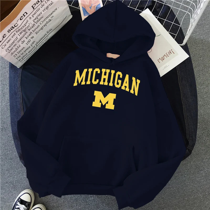 Fashion Michigan University Women Hoodies Hip Hop Fleece Woman Casual Pullover Unisex Streetwear Harajuku Male Hoody Clothes 250919