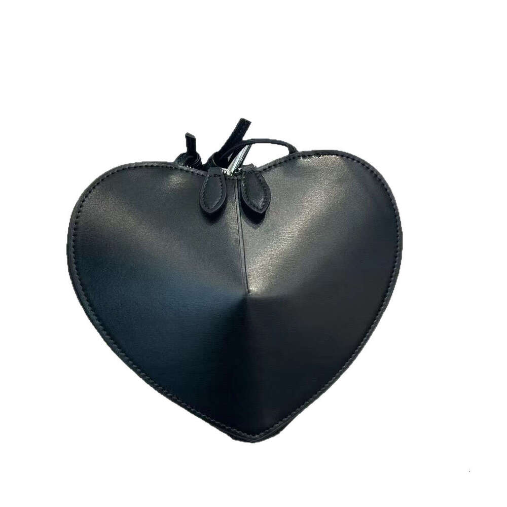 2025 Spring Summer New Single Shoulder Crossbody Heart-Shaped Women's Korean and Japanese Versatile Bag