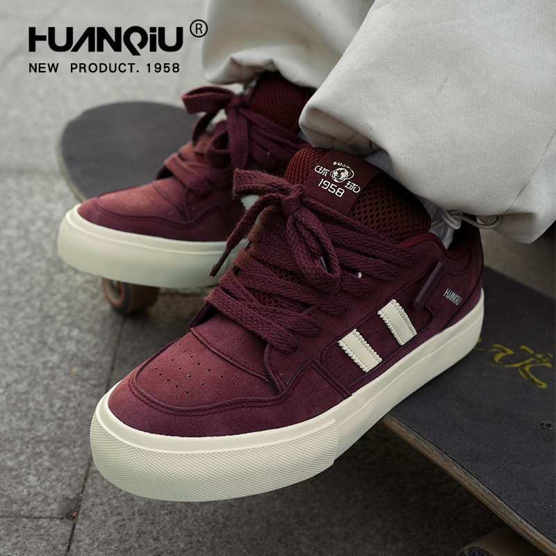 Hot new free shipping designer shoes for mens casual shoes black red blue New Fashion Versatile Style outdoor sneakers mens trainers sport shoes