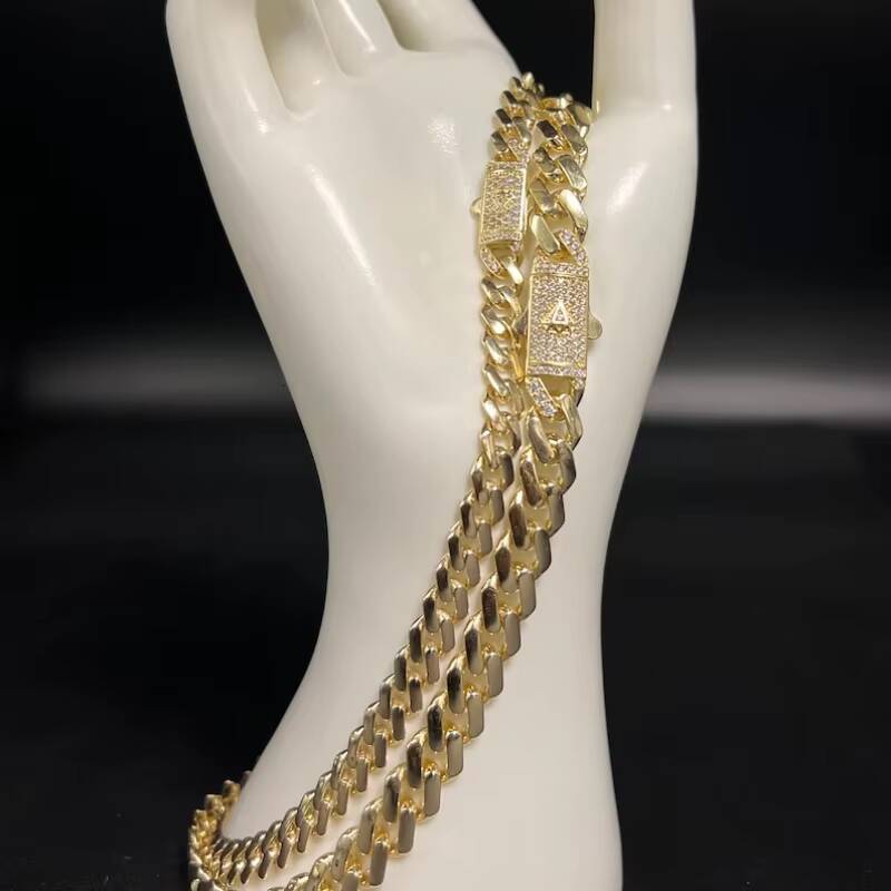 Hiphop Iced Out 7911mm Customized Trend VVS Moissanite Clasp Cuban Necklaces 14K Gold Sparkling Cuban Link Chain