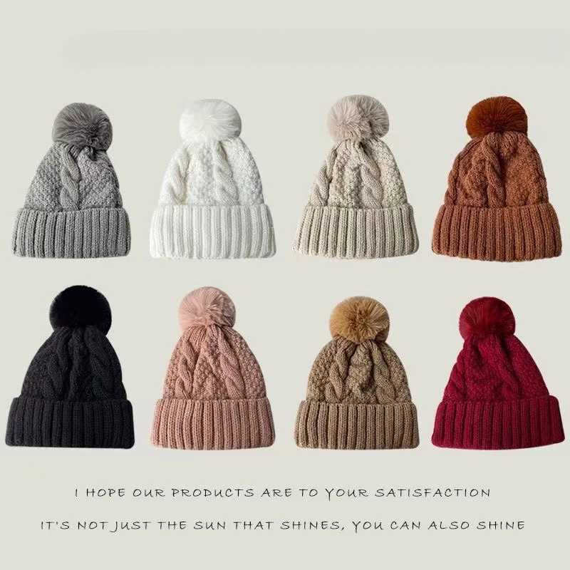 New Winter Twist Knitting Hat For Wen Fur Pp Thick P C Beanie Solid Color Ladies Warm Ski Snow Sklies Beanies Y250920