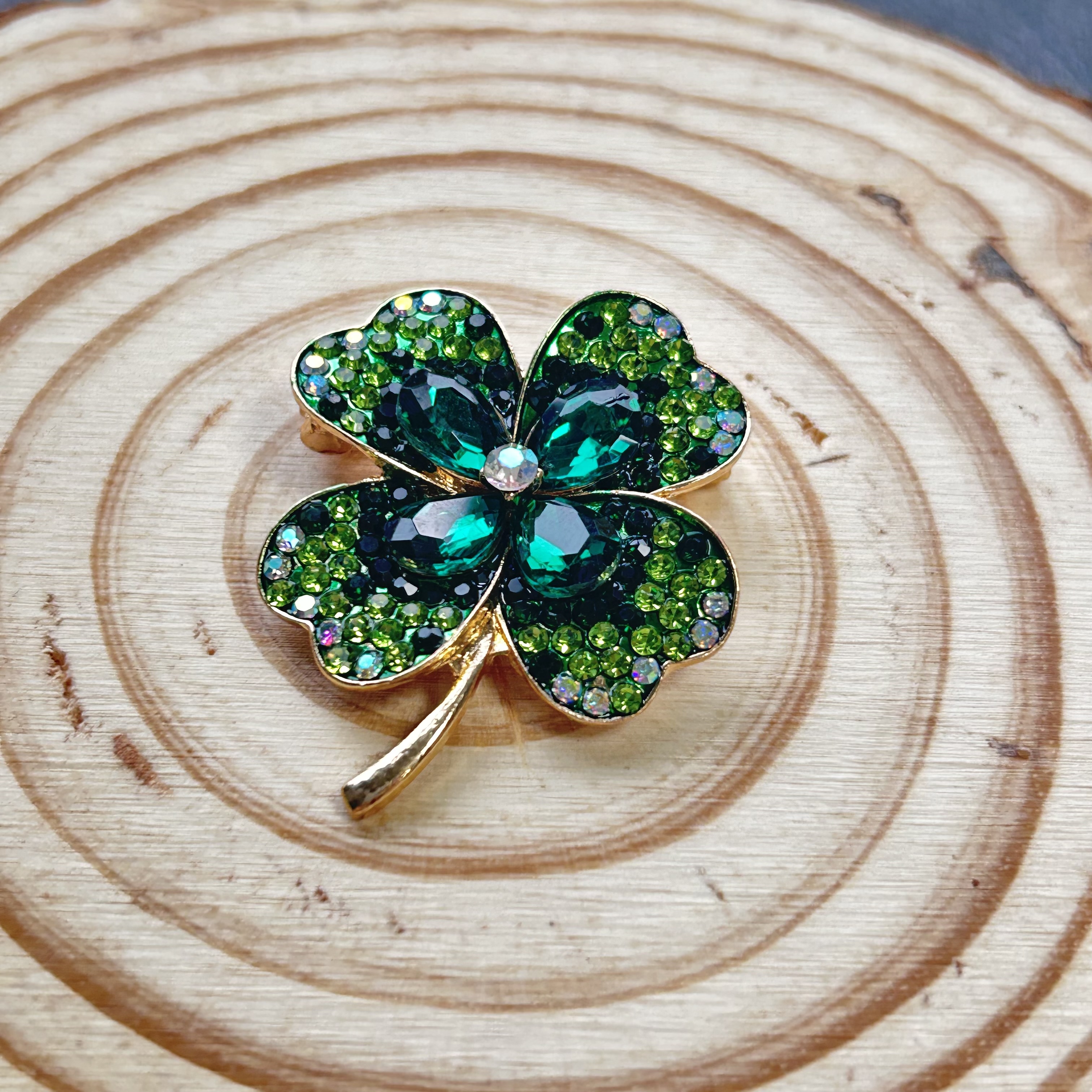 Trendy Rhinestone Exquisite Small Four-leaf Clover Chinese Style Brooches for Women Luxury Designer Jewelry Luxury Temperament Niche High-end Brooch A