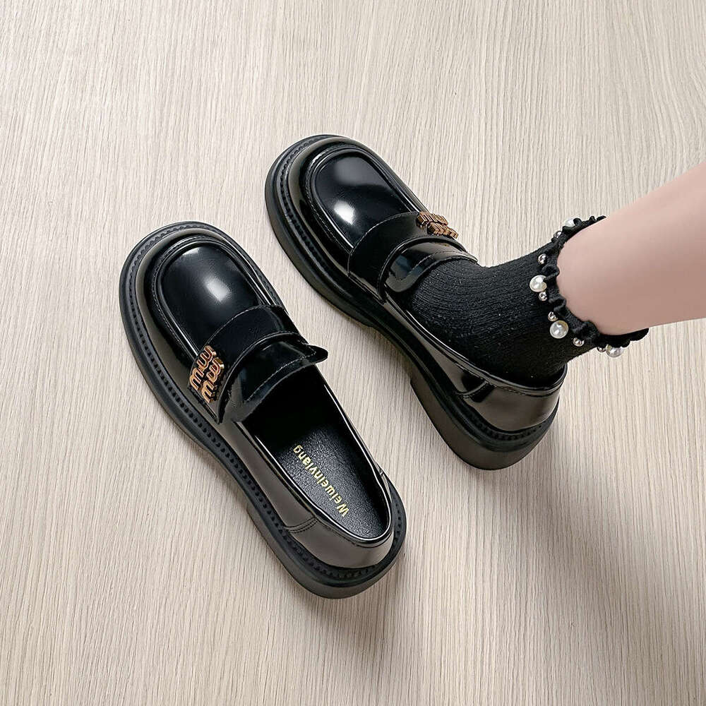 Weiwei Girl 969-5 Thick-Soled Loafers for Women, Slip-On British Style, Small Leather with Chunky Heels, Black Single Shoes