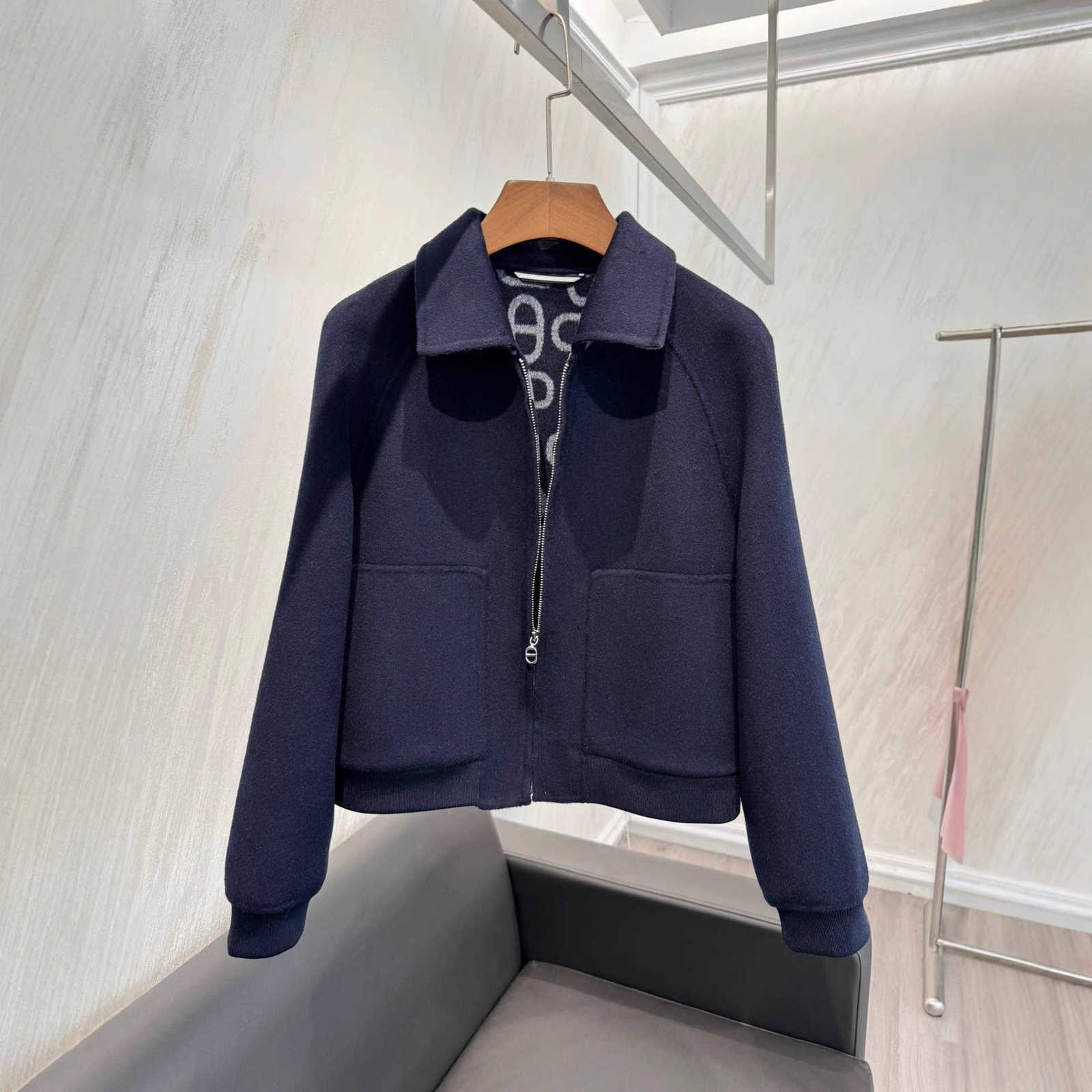 Women's Jackets designer H Brand Classic Pig Nose Print Inner Lining Autumn Women Jacket Elegant Turn-Down Collar Zipper Cashmere Jacket Coat 1Y6J