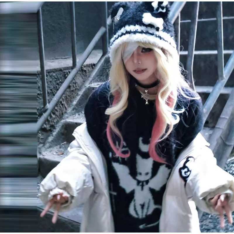Wens Gothic Harajuku Punk Lolita Y2k Spicy Girls Subcture Bear Hat Cute Little Bone Cross Star Wings Wool Hats Y250920