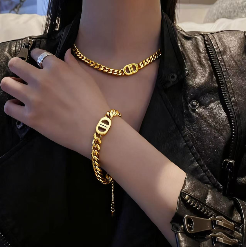 designer Necklace luxury for woman long Earrings Bracelet Titanium Steel Cuban Chain Personality 18k Gold Double D Titanium Steel Necklace Non-Fading 