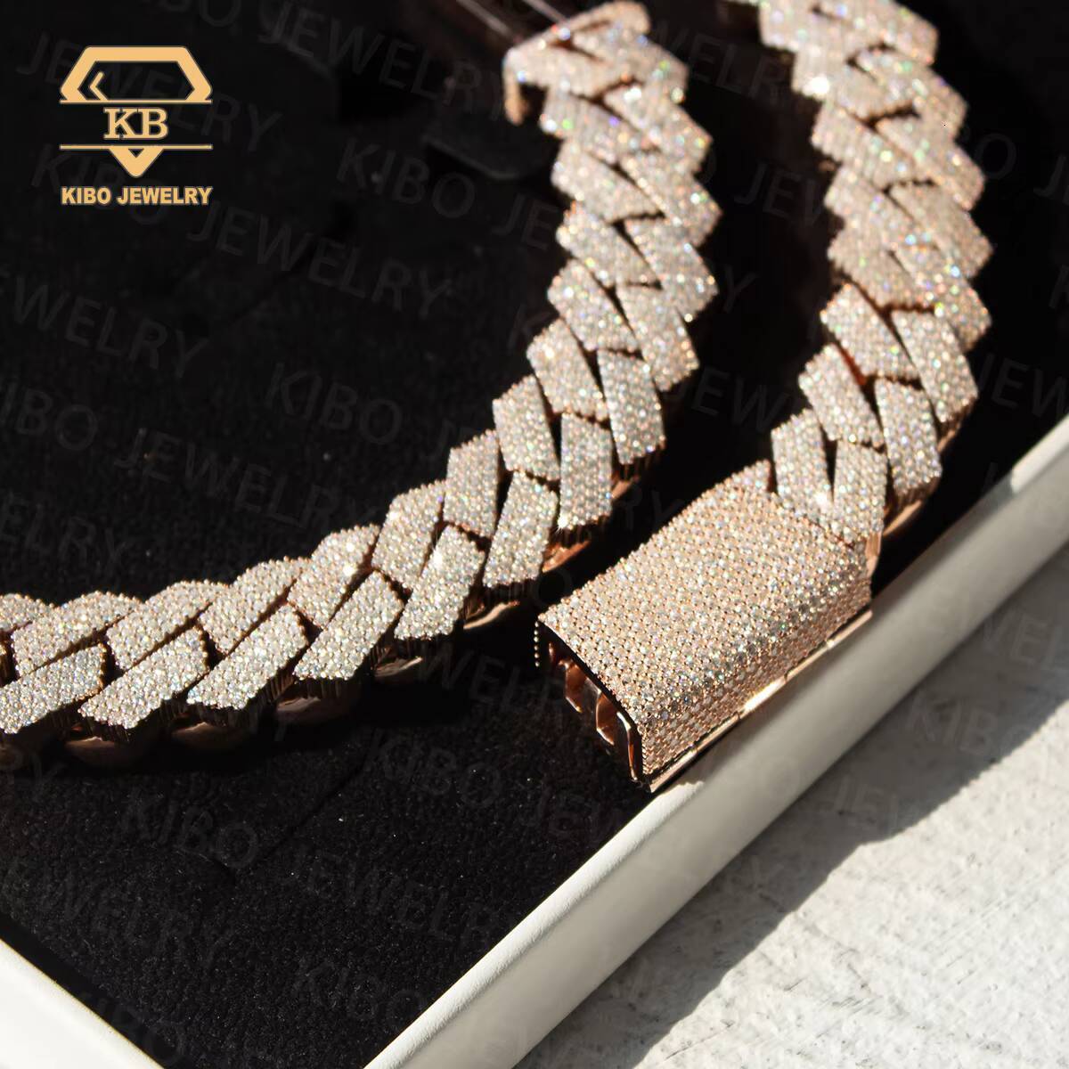 Iced Out Diamond Necklace 8 10 12 15 18 20 mm Width VVS Mossanite Chains S925 Silver Iced Out VVS Moissanite Cuban Link Chain