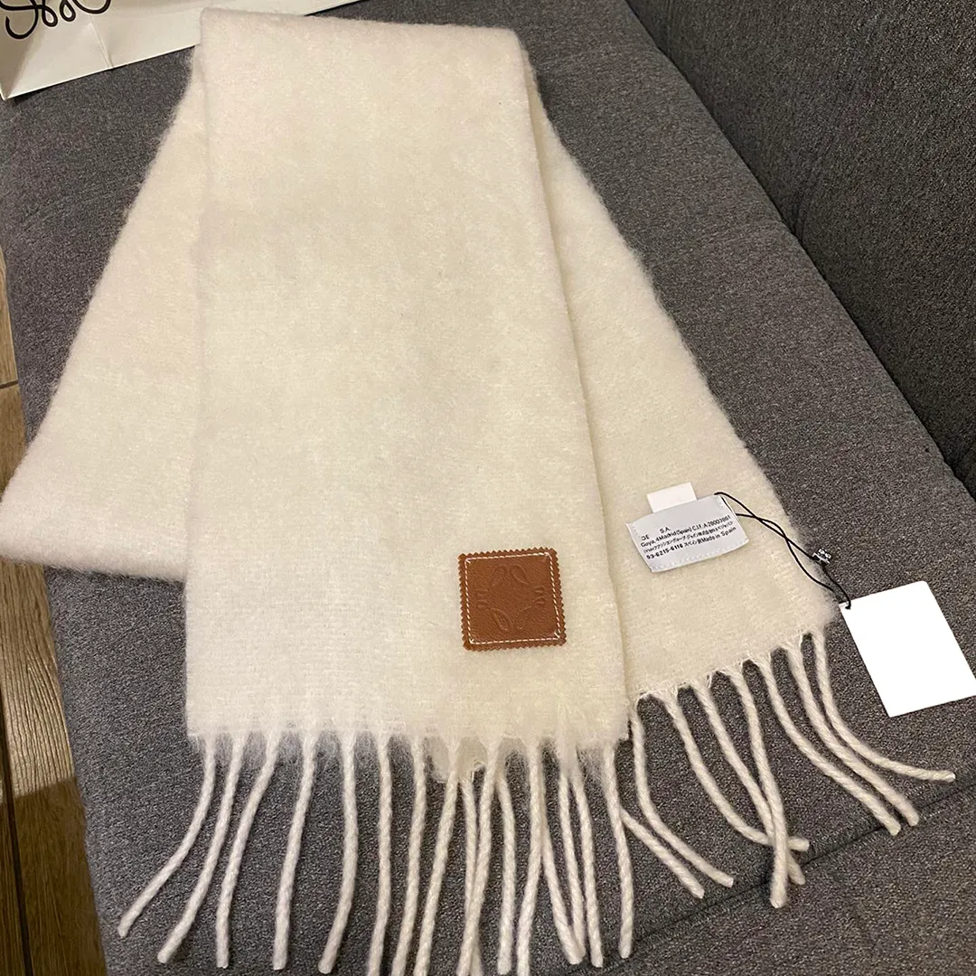 Scarf designer scarf women's and men's scarves solid color letter scarf autumn and winter style design fashion leisure scarf warm and comfortable holiday gift