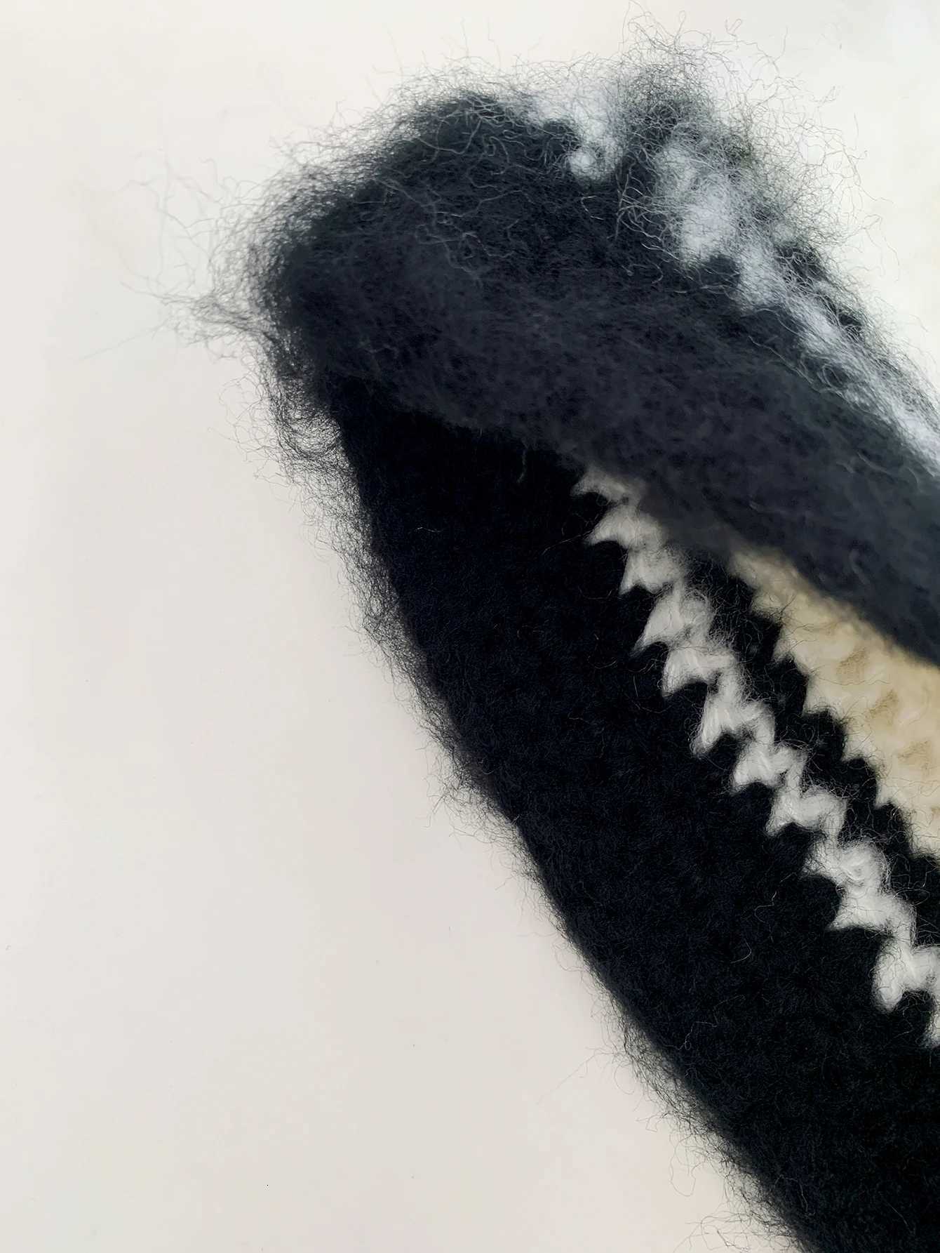 Niche Handmade Knitted Stripesd Mohair Fisherman Hat Wen Autumn and Winter Retro Warm and Cute FaceShowing Small Woolen Hat Y250920